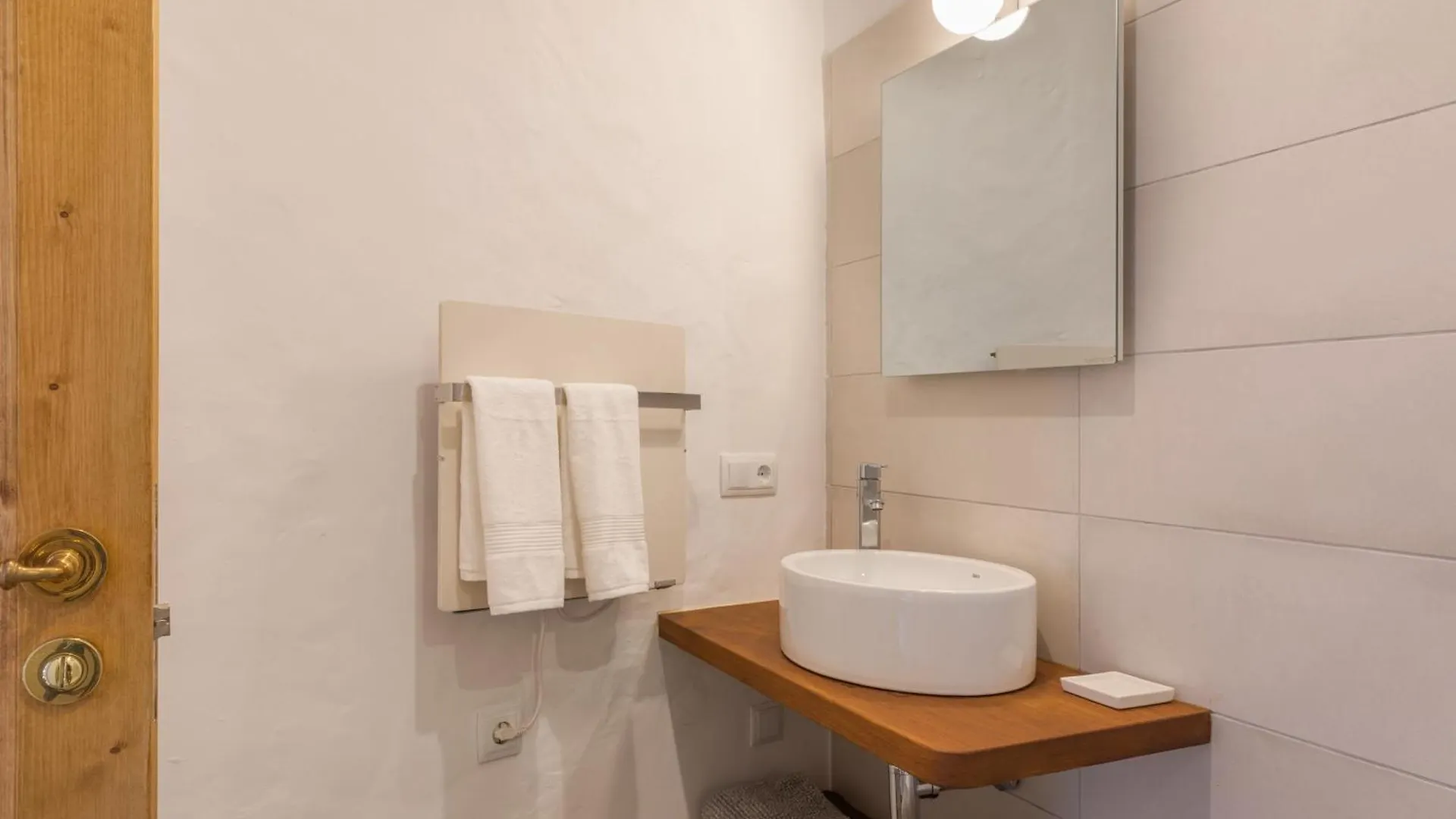 Can Karlito Rooms Sóller